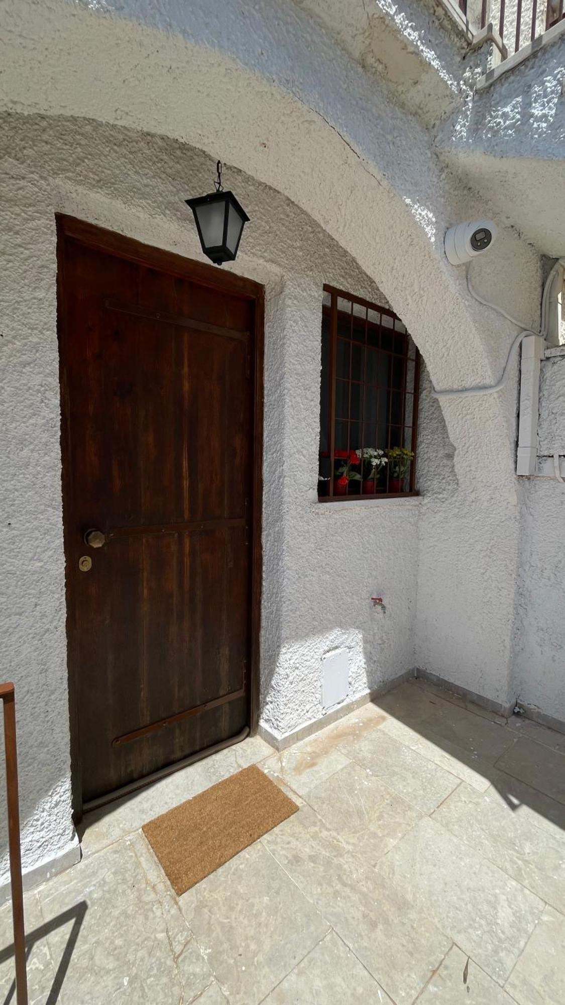 Zenso Studios Tolón Exterior photo